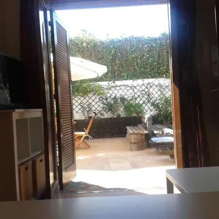 Apartment Playa Del Cable Sleeps 4 Pool Wifi